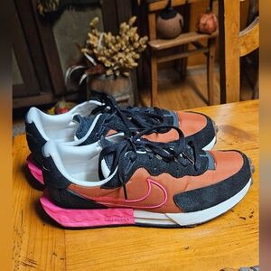 Nike Fontanka Women's Rust Black and Pink Sneakers